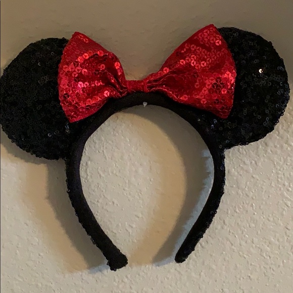 Mickey / Minnie Ears - Picture 1 of 1